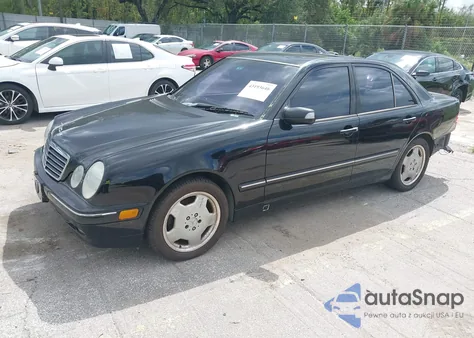 2001 Mercedes-Benz E 320 из США, поврежденный, VIN WDBJF65J11B266266